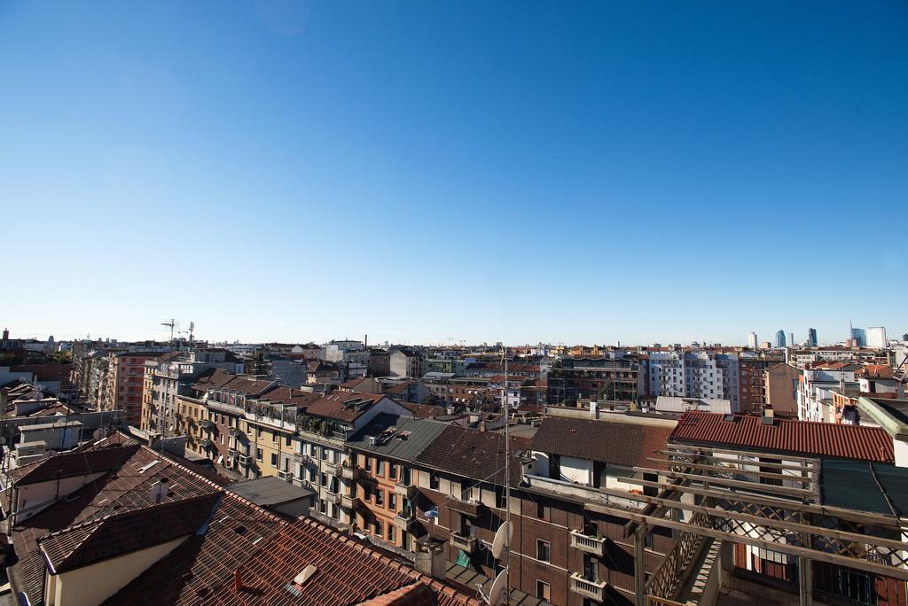 Milan Skyline Apartment In Citta Studi A 1 Minuto Dal Metro Con Terrazzo Wi-Fi E Netflix Номер фото